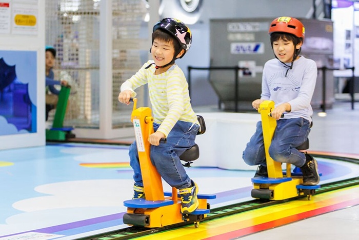 フライト・オブ・ドリームズ 公式