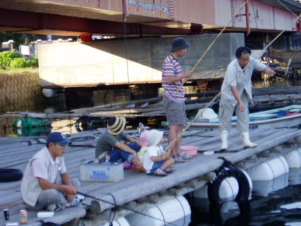 海辺の温泉宿 まるさん