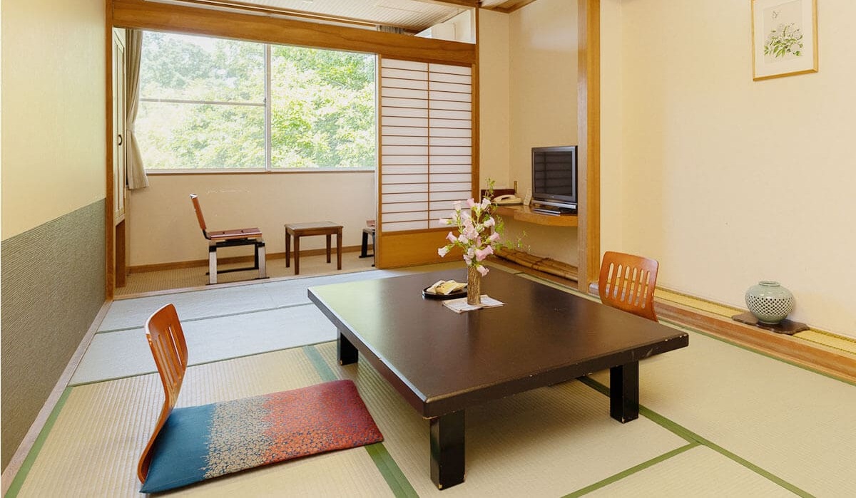 和銅鉱泉 薬師の湯 ゆの宿 和どう 公式