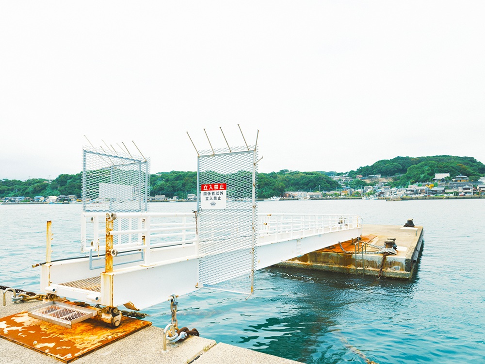 THE TRAILERHOUSE VILLAGE 呼子 SEASIDE公式