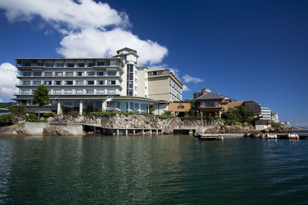 ホテルニューアワジ別亭　淡路夢泉景　公式