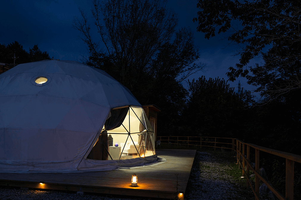 グランピング 星が見の杜公式