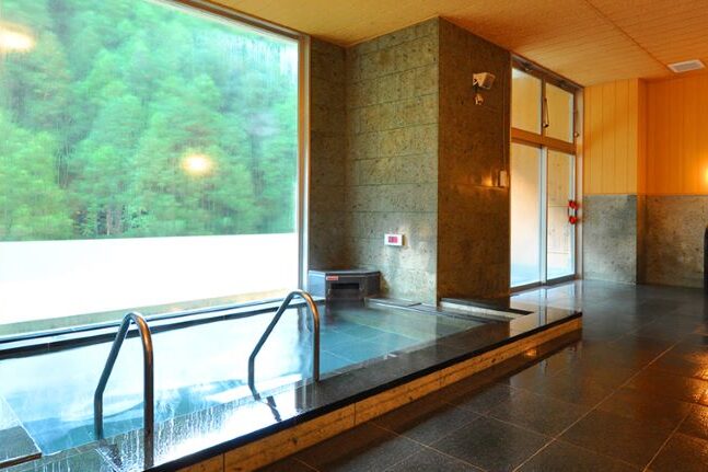 奥多摩の風 はとのす荘