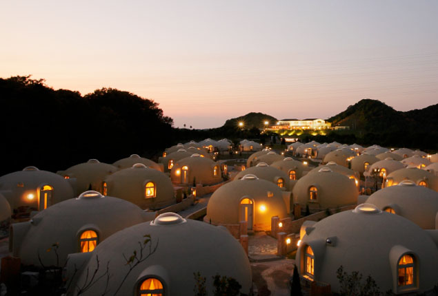 とれとれヴィレッジ 公式