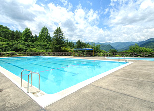 泊まれる学校 猿ヶ京小学校 公式