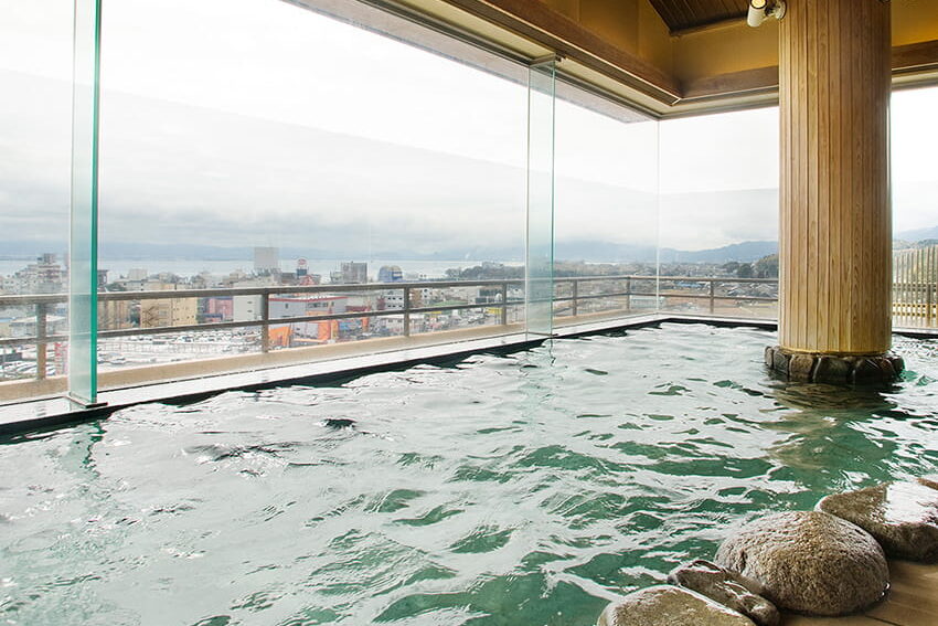 多彩な湯めぐり四季の幸を愛でる宿 湯元館