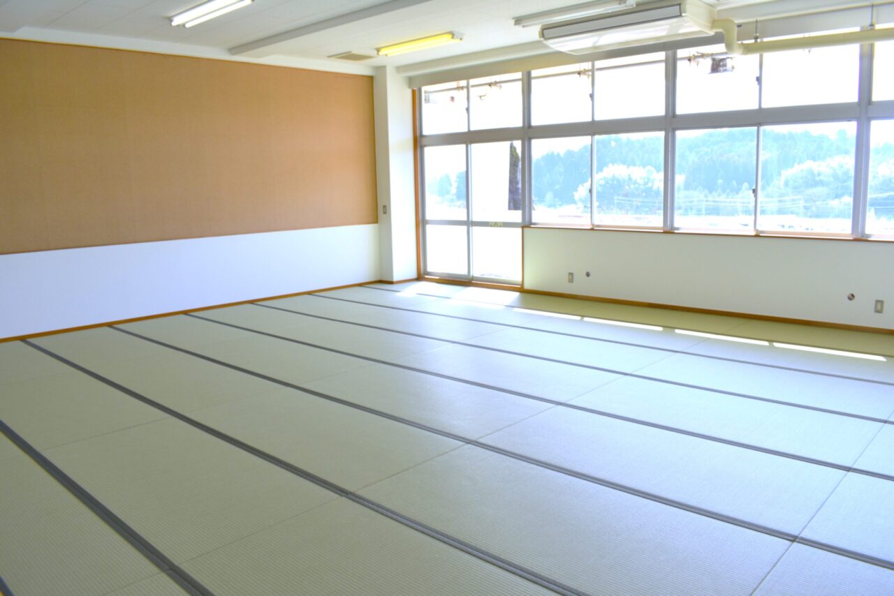 さんむ西小 公式