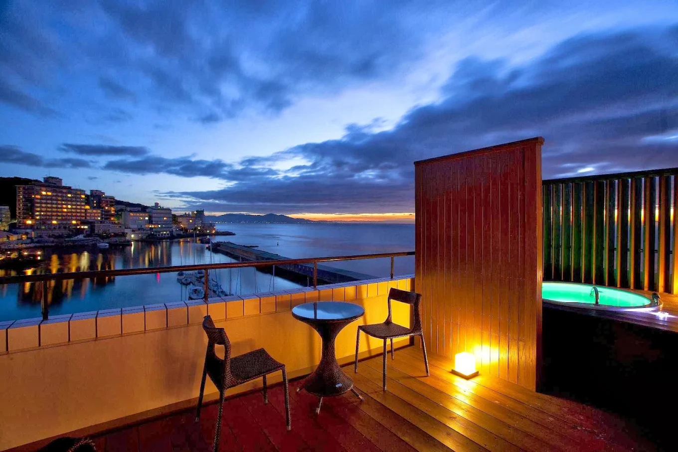 洲本温泉 海のホテル 島花 <淡路島>