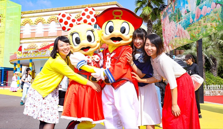 大江戸温泉ホテルレオマの森 公式