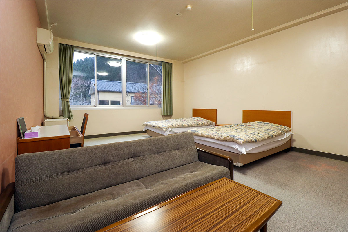 交流の館 八幡 公式