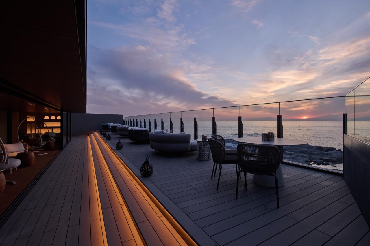 ふふ城ヶ島海風のしらべ