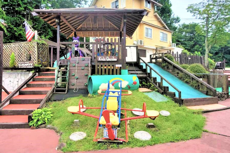 子供と泊まる宿「エルモンテ&キャンディハウス」