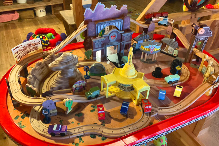 子供と泊まる宿「エルモンテ&キャンディハウス」