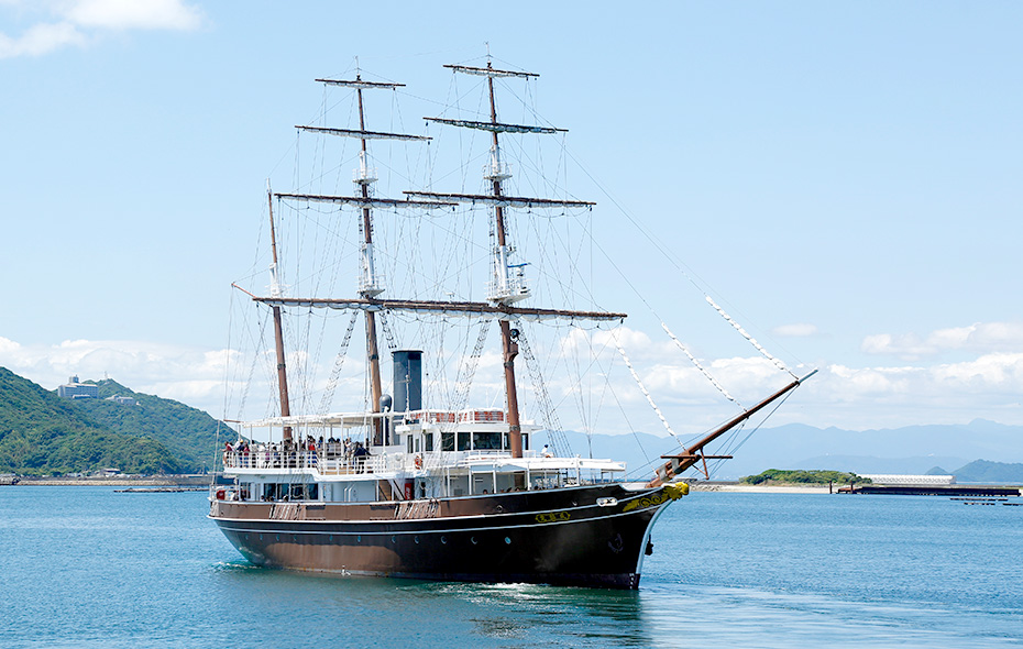 湊小宿 海の薫とawajishima